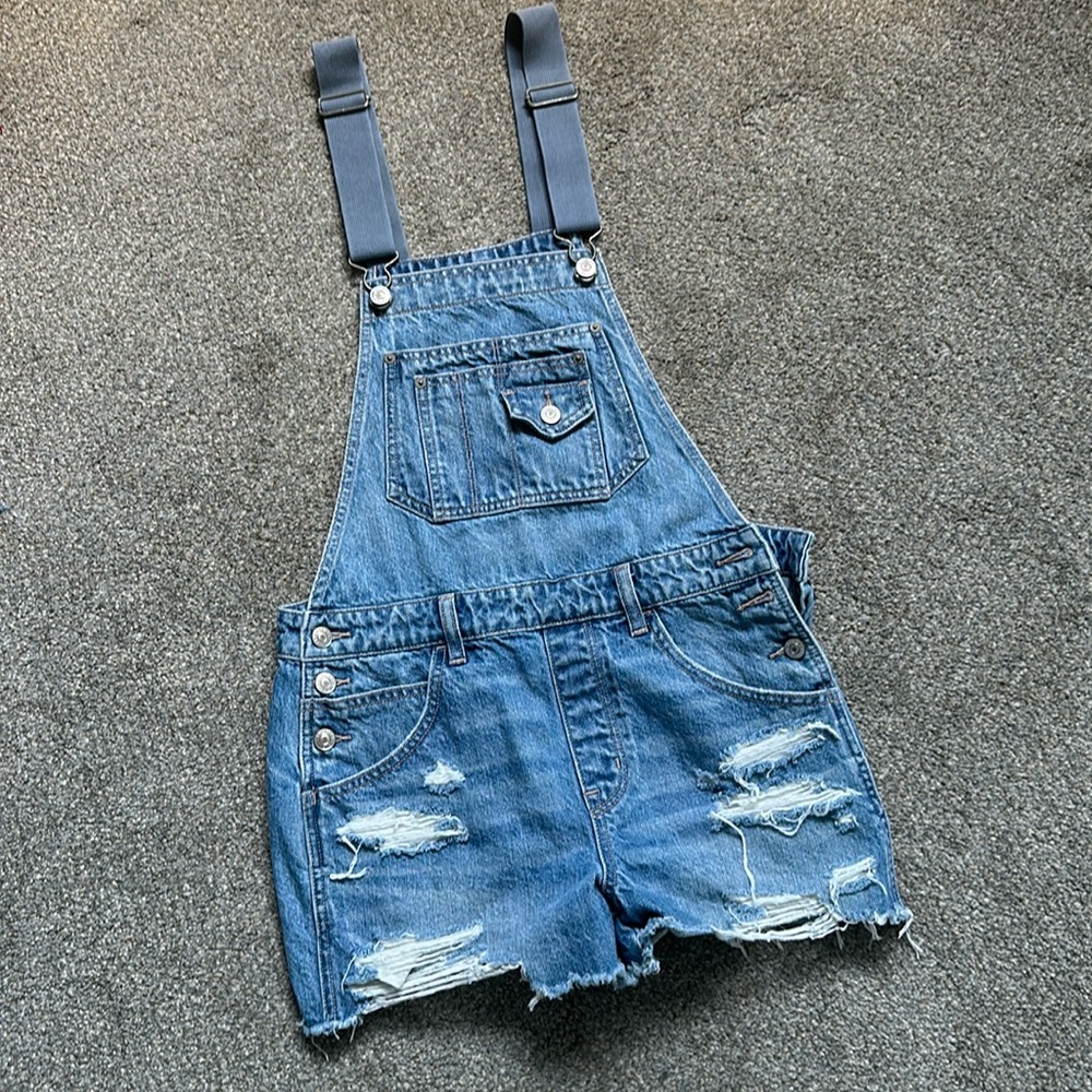 American Eagle 90's Boyfriend Denim Distressed Shorts Overalls Sz small